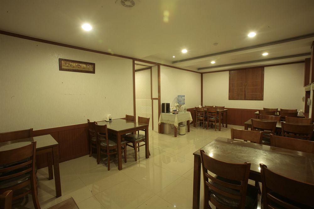 Reborn Suwon Silkroad Hotel Εξωτερικό φωτογραφία
