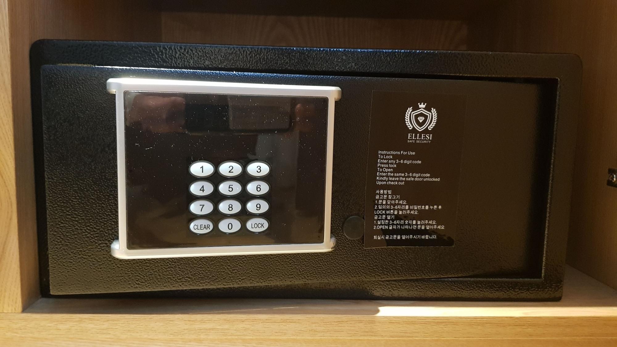 Reborn Suwon Silkroad Hotel Εξωτερικό φωτογραφία