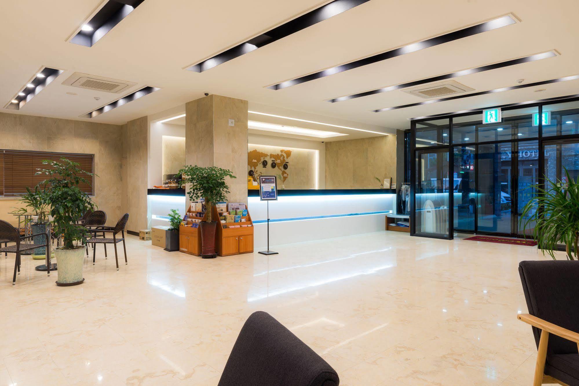 Reborn Suwon Silkroad Hotel Εξωτερικό φωτογραφία